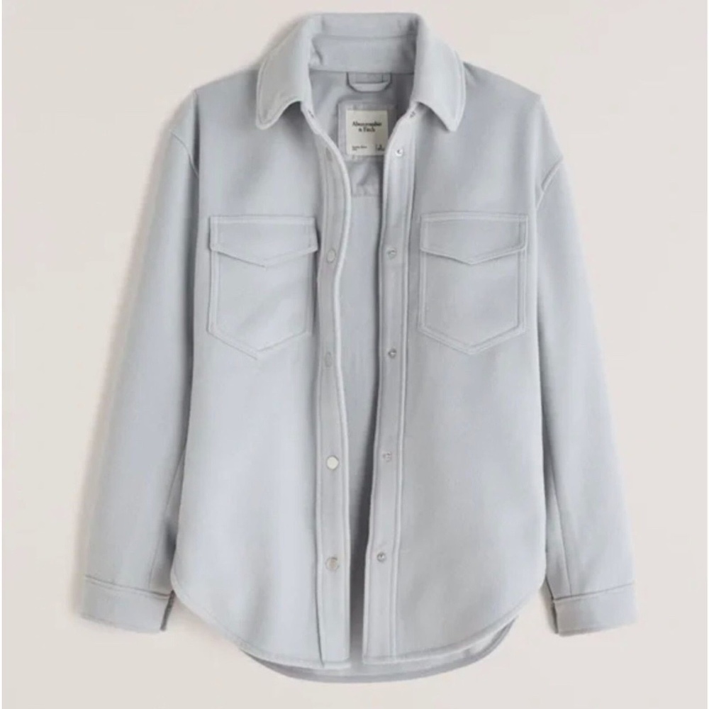 LAST CHANCE Abercrombie & Fitch | Light Blue Shacket